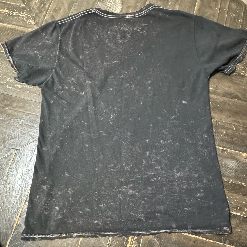 Metallica Heart Explosive T-Shirt - Picture 5 of 6